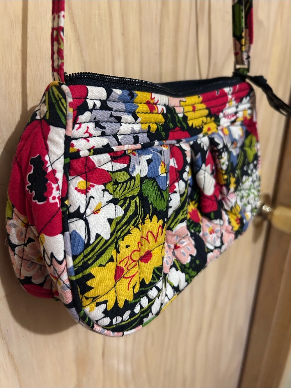 Vera Bradley Poppy Fields Quilted Floral Shoulder Bag *retired print